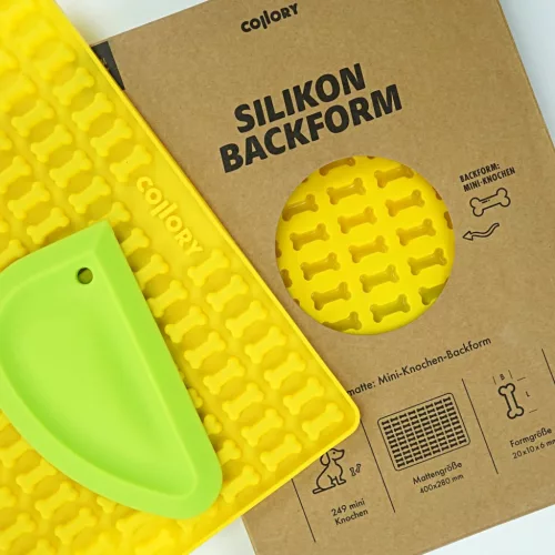 000890 Collory szilikon sütőforma - Mini 2 cm csont alakú formával sárga - zöld szilikon simítólapáttal